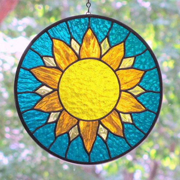 Витраж солнце и Луна