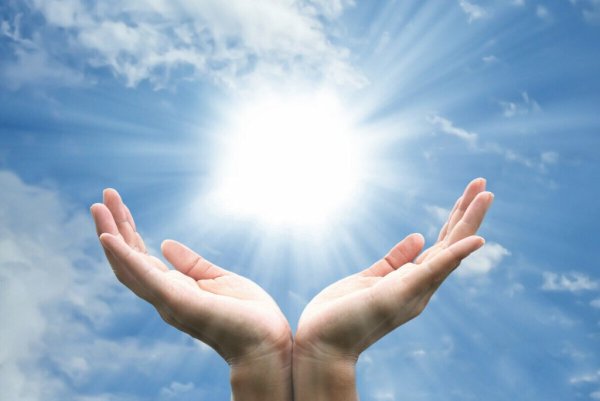 Солнышко в руках