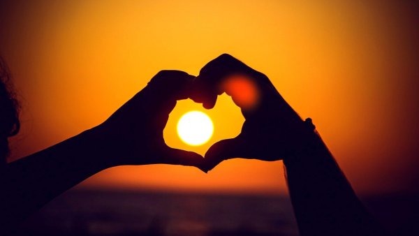 Солнышко любовь