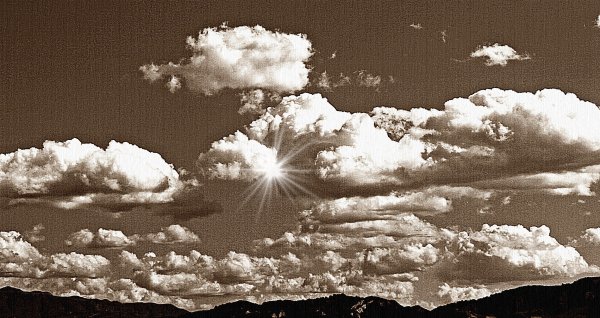 Облака на памятник