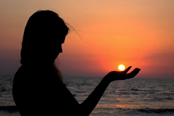 Солнце в руках ребенка