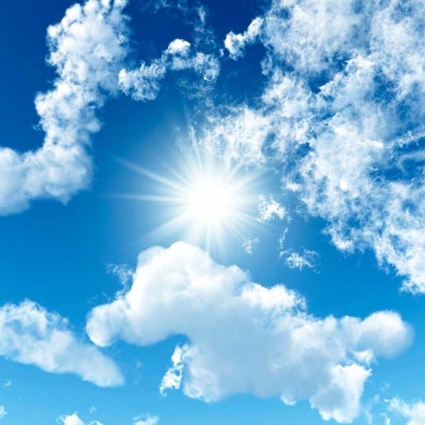 Голубое небо и солнце