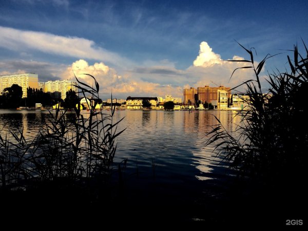 Ночной парк Солнечный остров Краснодар