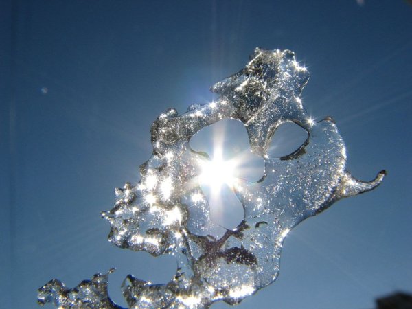 Солнце из льда