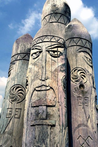 Славянские идолы Перун