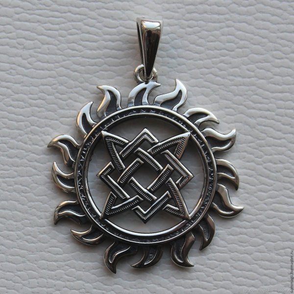 Коловрат Евпатий свастика