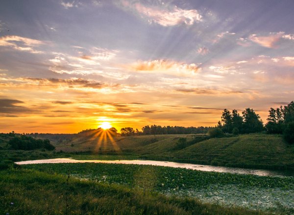 Солнце встает