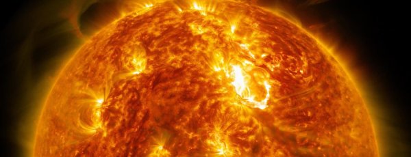 Солнечный протуберанец из космоса