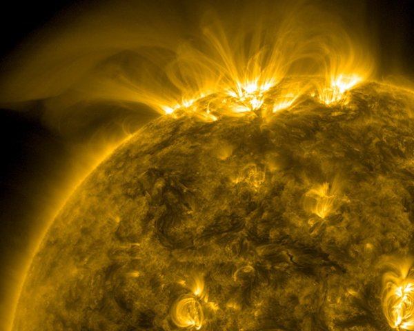 Солнечный ветер