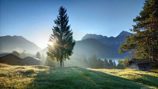 Рассвет в горах
