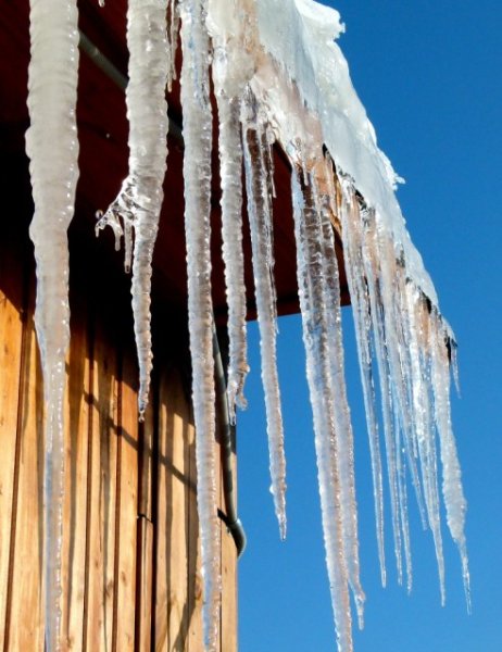 Красками сосульки