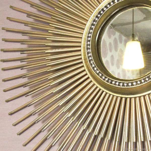 Зеркало-солнце 86 см латунь Helios