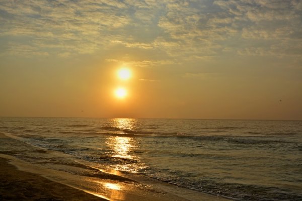 Два солнца фото