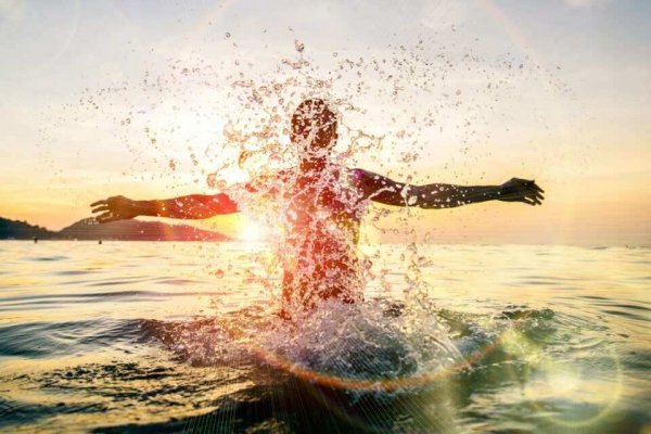 Лучи солнца на море