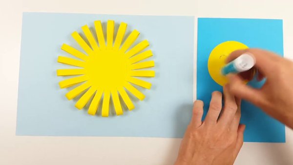 Аппликация солнышко из цветной бумаги