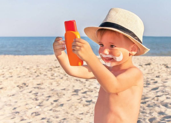 Солнцезащитный крем нарисованный