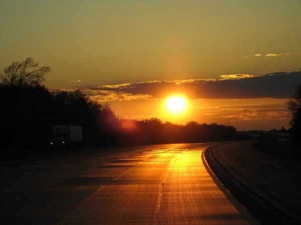 Солнечная дорога