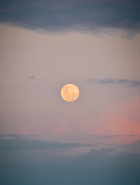 Снимки встречи солнца и Луны