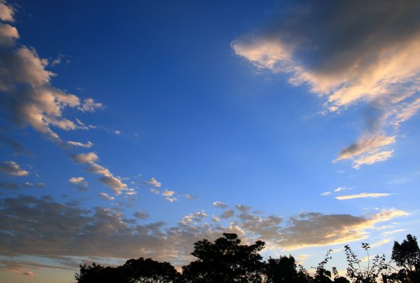 Тучи кругом