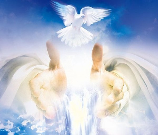 Ангел с голубем