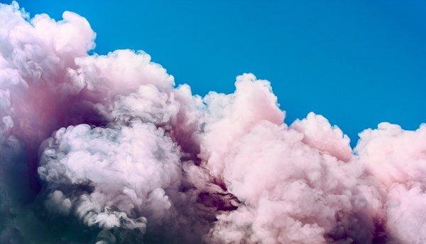 Облако разноцветного дыма