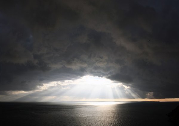 Облака разверзлись