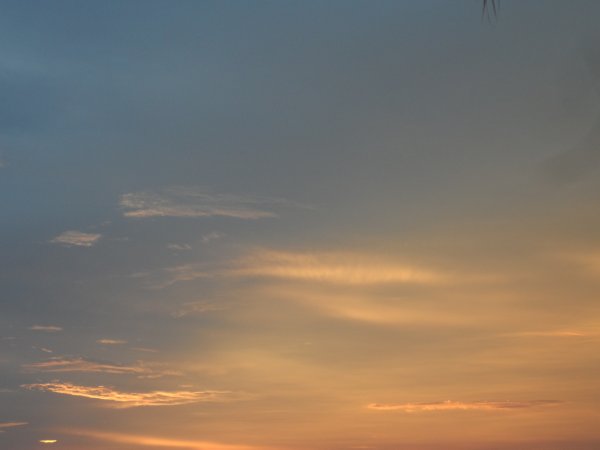 Вечернее небо без облаков