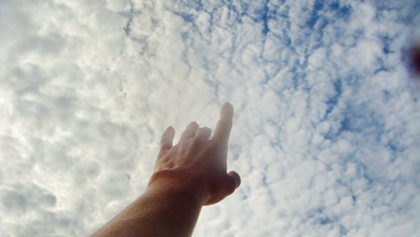 Небо над головой