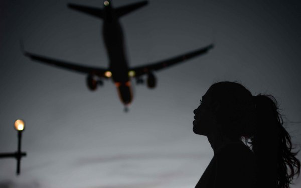 Улетающий самолет