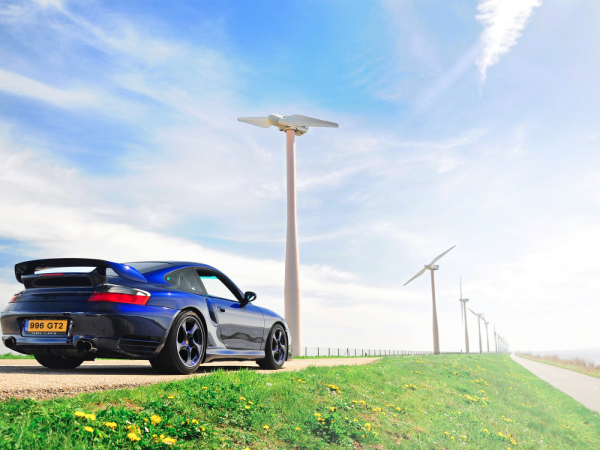 Автомобиль в городе