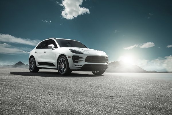 Porsche Macan белый