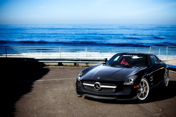 Обои SLS AMG черный