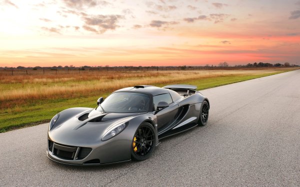 Машина Hennessey Venom gt
