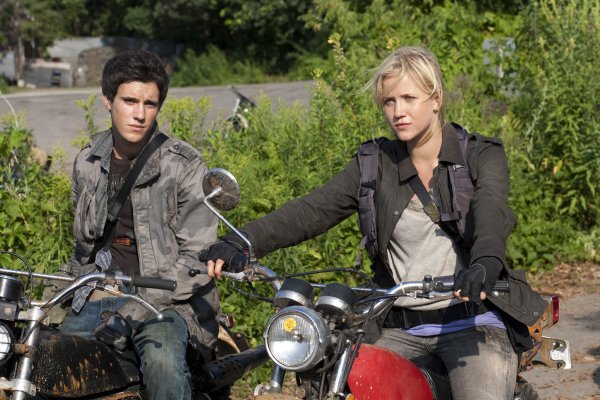 Фильм Рухнувшие небеса 2011