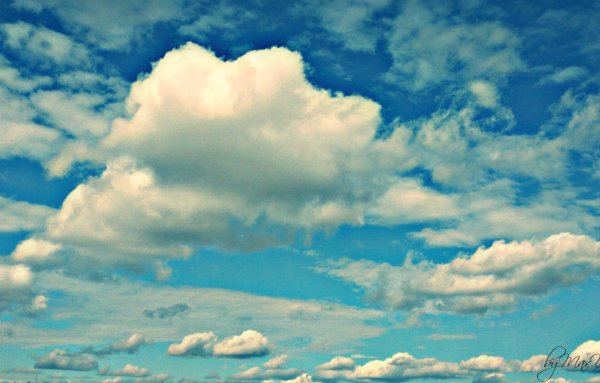 Чистое голубое небо