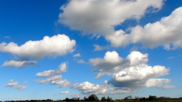 Небо с облаками