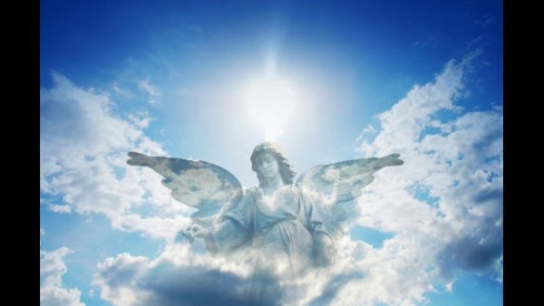 Ангел в небе