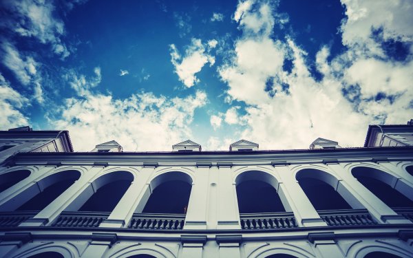 Здания с Нижнего ракурса