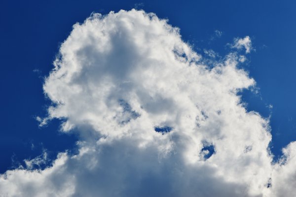 Облако в виде сердечка