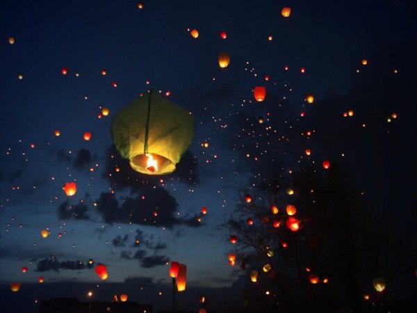 Небесные фонарики