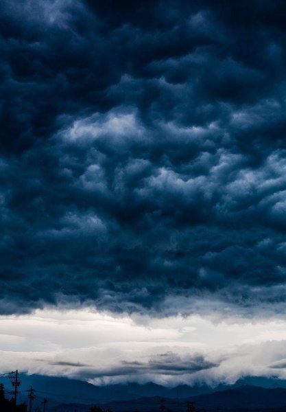 Темное небо