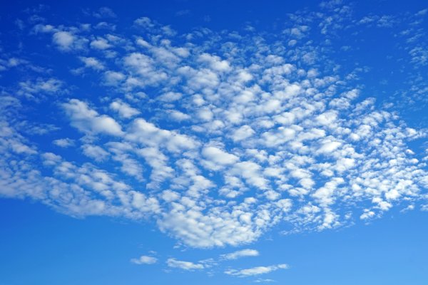 Безоблачное небо