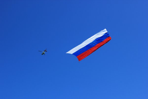 Триколор в небе