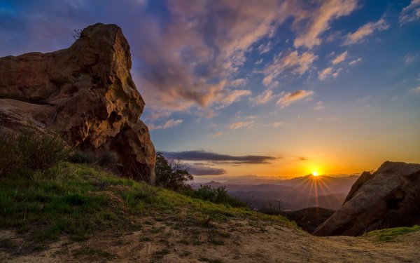 Рассвет в горах