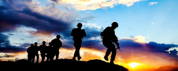 Солдат уходит