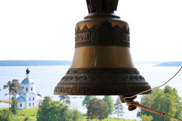 Небо над храмом