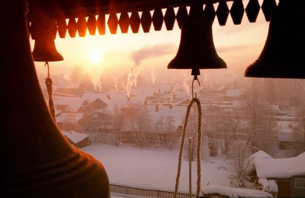 Колокольный звон на звоннице