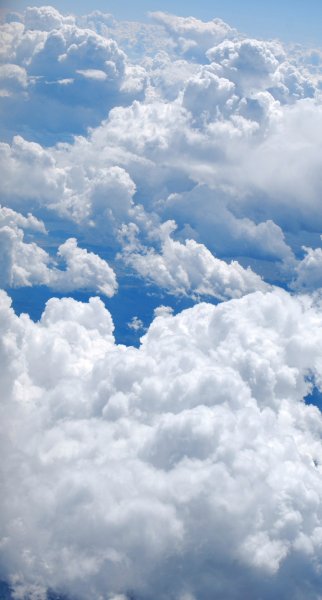 Голубое небо фон