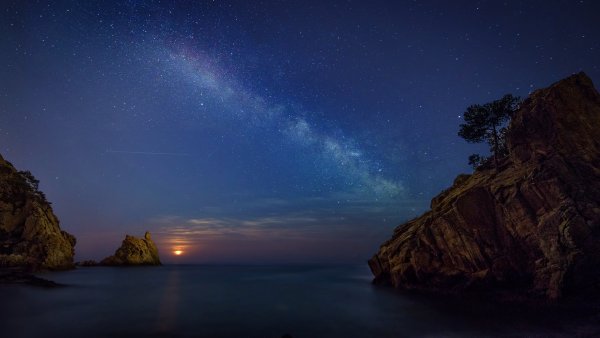 Звездное небо над морем