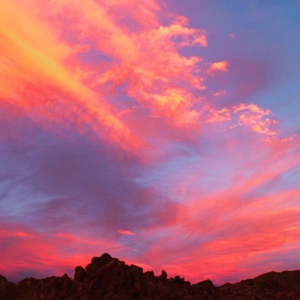 Ноги на фоне неба